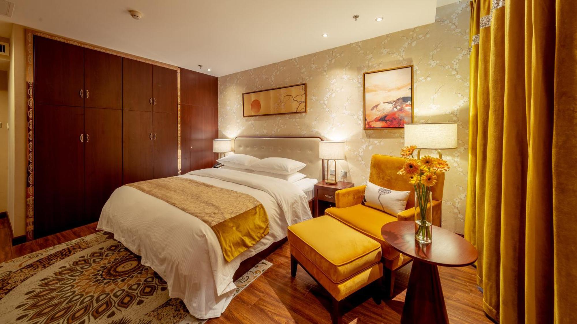 Khách sạn Sunflower Hotel--beijing Universal 4*