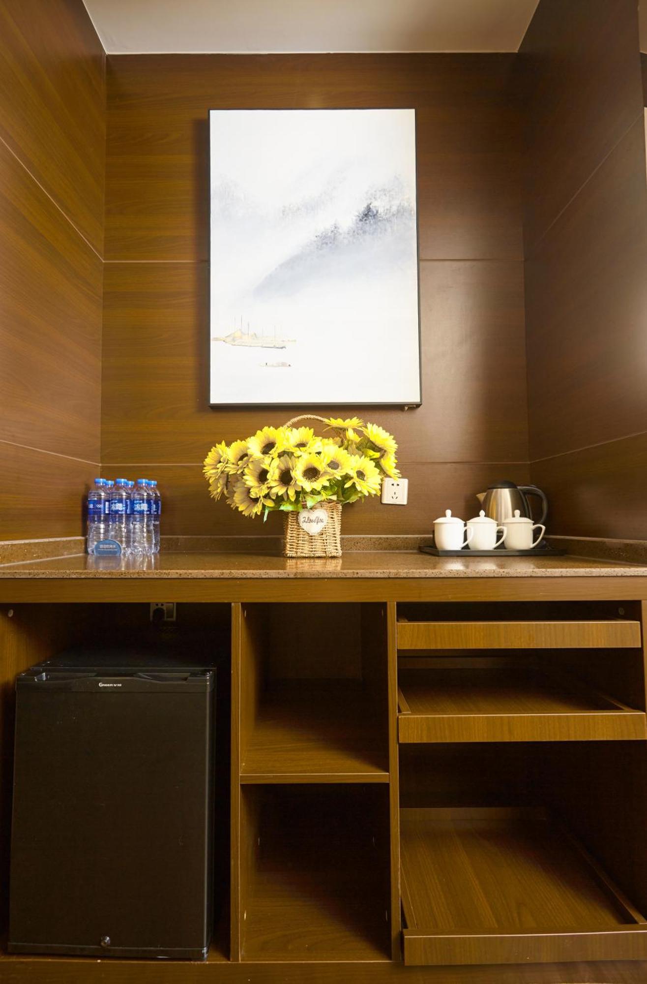 Sunflower Hotel--beijing Universal Khách sạn Bắc Kinh